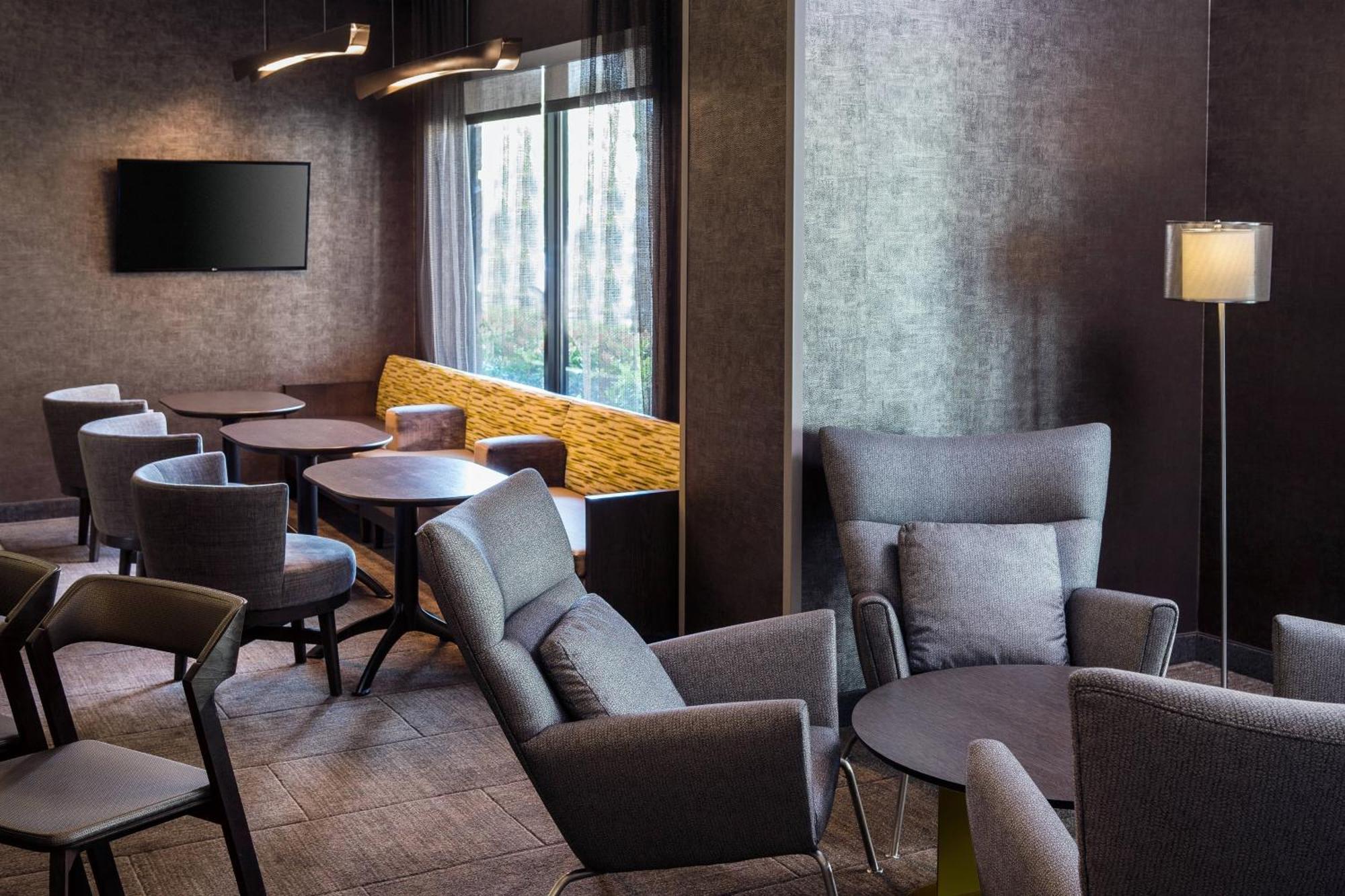 Springhill Suites Bakersfield Kültér fotó