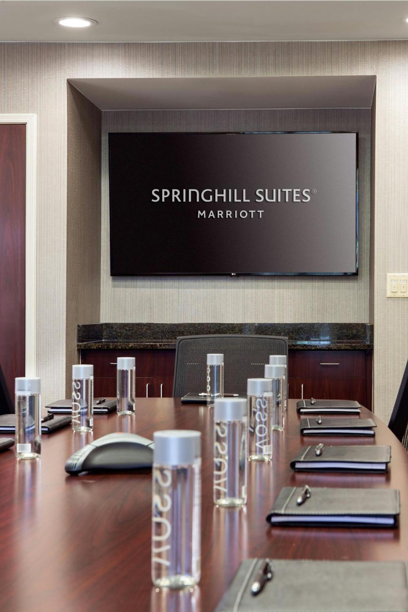 Springhill Suites Bakersfield Kültér fotó